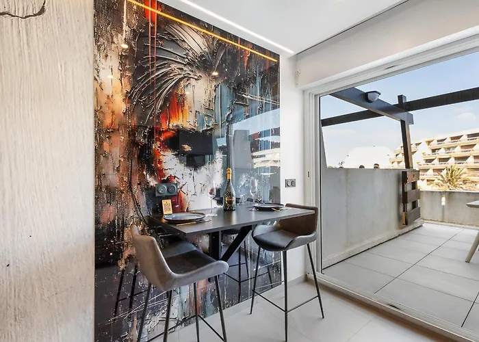 Le Volcanic - Coursives - Port Nature 2 *