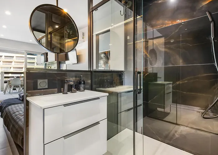 Le Volcanic - Coursives - Port Nature 2 *